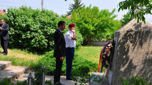 Венци и цветя за румънските воини загинали за освобождението на