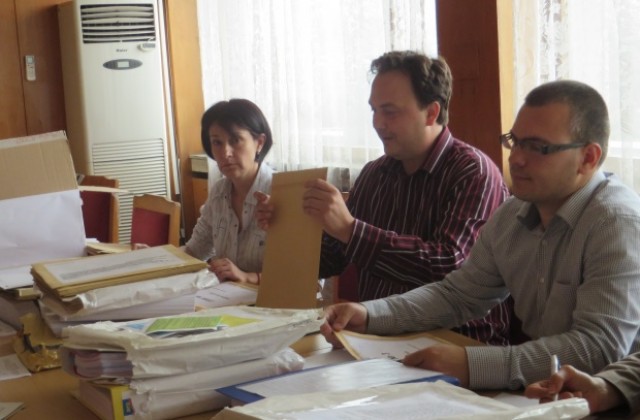 Отвориха ценовите оферти за санирането