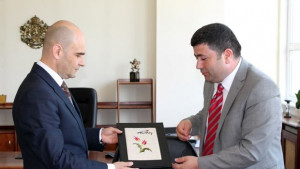 Икономиката не може да остане само в границите на държавата