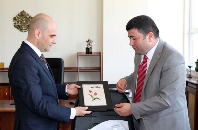 Икономиката не може да остане само в границите на държавата