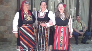 От раклата на баба на Божура