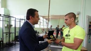 Кметът на Севлиево поздрави европейския шампион по самбо Тихомир Благовестов