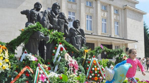 Николина Чакърдъкова и затворени улици за 24 май