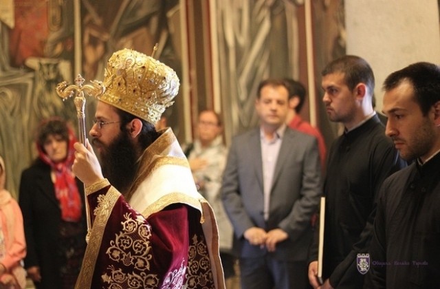 Света литургия отслужиха в Патриаршията на Царевец по повод Спасовден