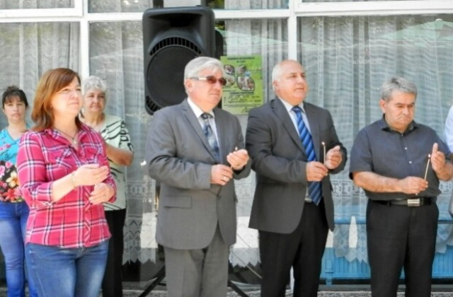 Кметът на Плевен проф. д-р Димитър Стойков поздрави жителите на село Ралево с празника