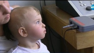 Медици от ВМА върнаха слуха на малко момиченце от Варна