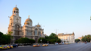 Спират движението в центъра заради шествието