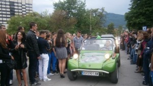 Полицията зове за ред абитуриенти родители и шофьори