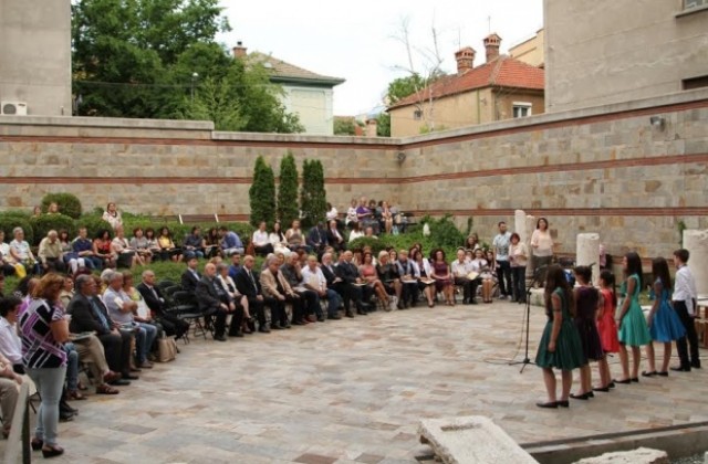 Кукленият театър и поетът Таньо Клисуров бяха отличени с награда „Стара Загора“