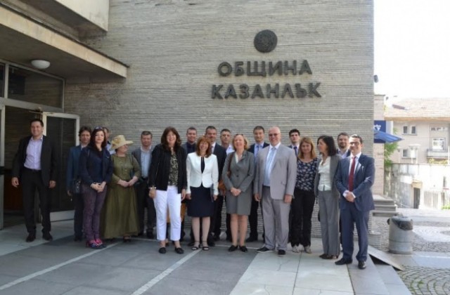 Посланиците на Норвегия и Швеция и членове на Българо-скандинавската търговска камара са на посещение в Казанлък