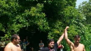 Над 20 младежи се бориха на традиционния събор в село