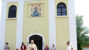 Откриха обновения храм Света Параскева Петка в град Левски