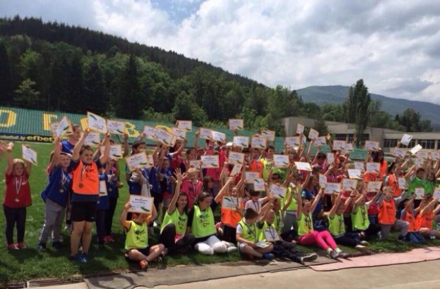 Рекорден брой деца на лека атлетика в Кюстендил