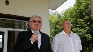 Кметът на Плевен обеща пари за довършване на параклиса в