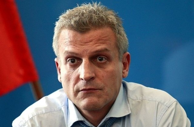 Министър Москов: Онкодиспансерът в Пловдив няма да бъде закрит