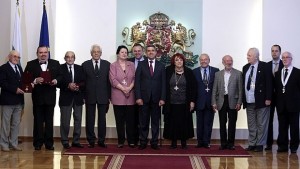 Президентът връчи ордени на дейци на културата изкуството медицината и