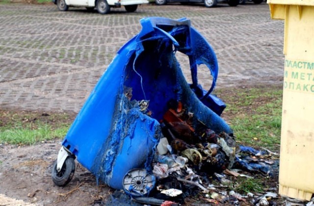 Хванаха подпалвача на контейнери за смет в „Аспарухово“