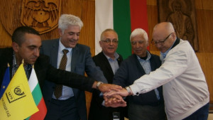 Валидираха марка по повод 100 годишнината на футбола в Дупница