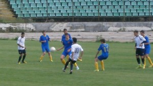 Децата на Септември спряха Велбъжд кюстендилци с покана за Елитната