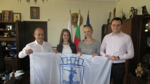 Певица от Русе представя България в Международен конкурс в Казахстан