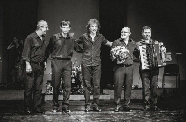 „5х5+1 утре вечер в Стара Загора