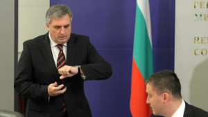 Кабинетът внася отново предложението за ръст на минималната заплата