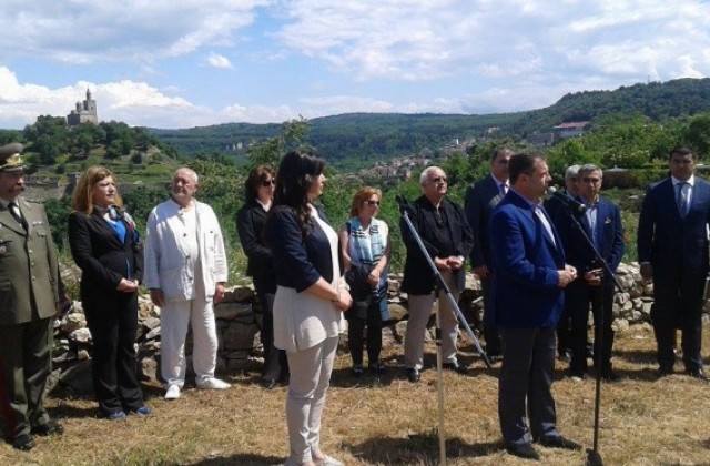 Възстановяват Трапезица с 2,5 млн. лева от Азербайджан