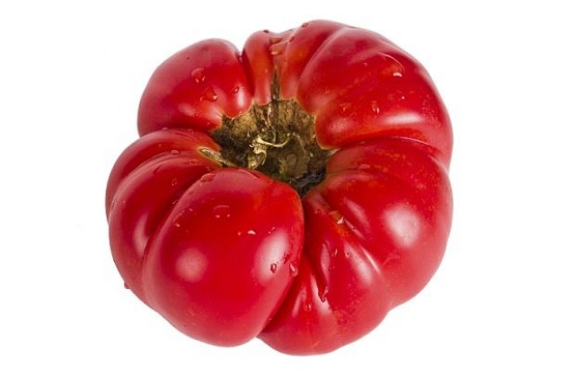 От какво зависи размерът на доматите?