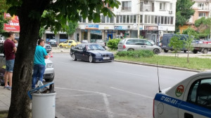 Блъснаха баба на кръстовище