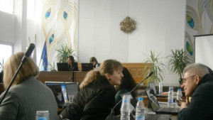 Опозицията се закани да даде силен отпор за тролейбусите