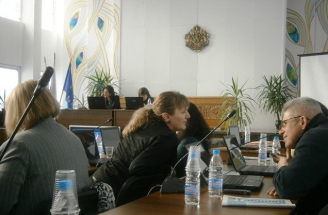 Опозицията се закани да даде силен отпор за тролейбусите