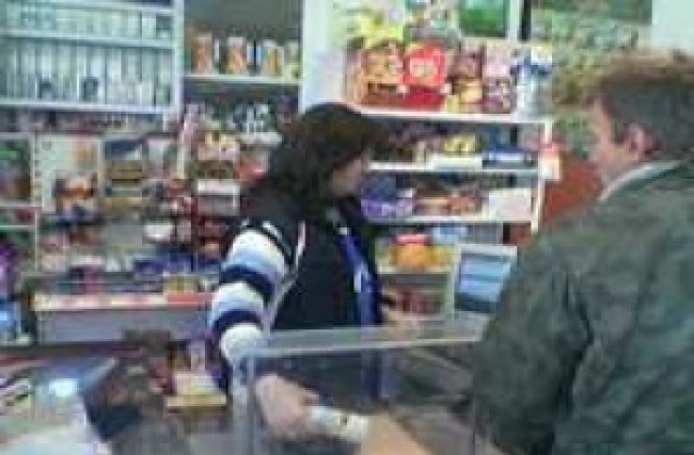 Откриха храни без документи за произход