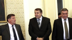 Задълженията на НЕК към американските централи растат с часове