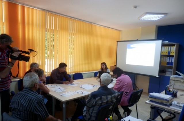 ОИЦ – Кюстендил представи възможности за финансиране по ОПРЧР за хората с увреждания