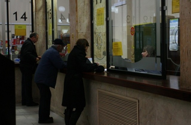 Пощенският пазар в България отбелязва устойчив ръст в приходите