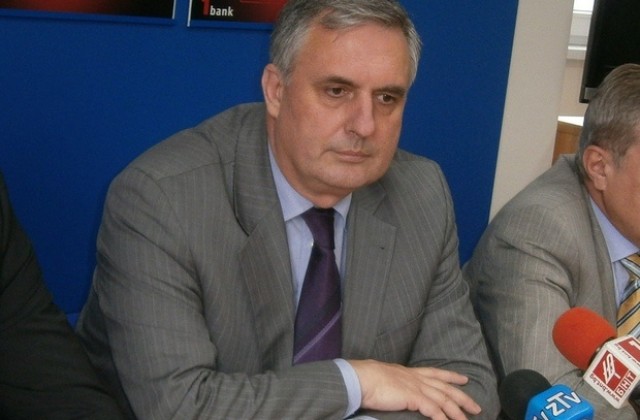 Ивайло Калфин: Ще търсим от новия управител на БНБ сближаване с Европейския банков съюз