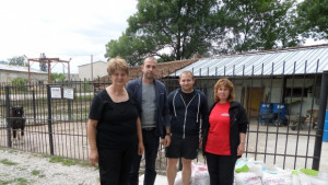 МГЕРБ Павликени с дарение за местния зоопарк