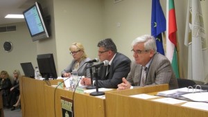 3500 литра гориво дарява общината на полицията и пожарната в