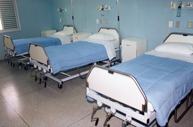 Една болница в Лом отчита 65 пациенти в кома, 11 болници в София - 190