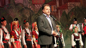 Ансамбъл Искра отбеляза 55 години от създаването си с грандиозен