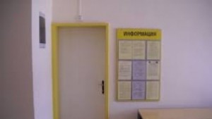 3842ма регистрирани безработни през април