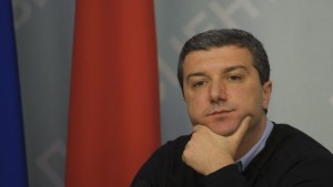 БСП Фирмите работят в полоши условия хората мислят със страх