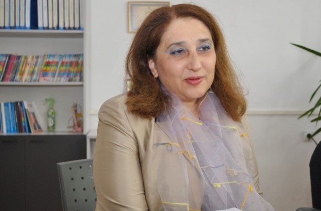 Трудови инспектори откриха нарушения в работното време на персонала в разградската болница
