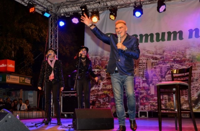 Грандиозно шоу с Васил Найденов и светлинен спектакъл за финал на празника в Г. Оряховица