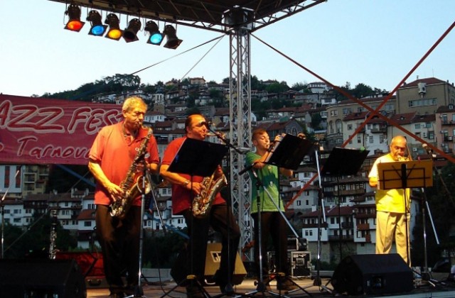 Музикалният юли идва във Велико Търново с осмия Дикси Джаз Фест