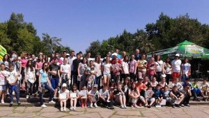 Над 300 деца участваха днес в еко акция на Кенана