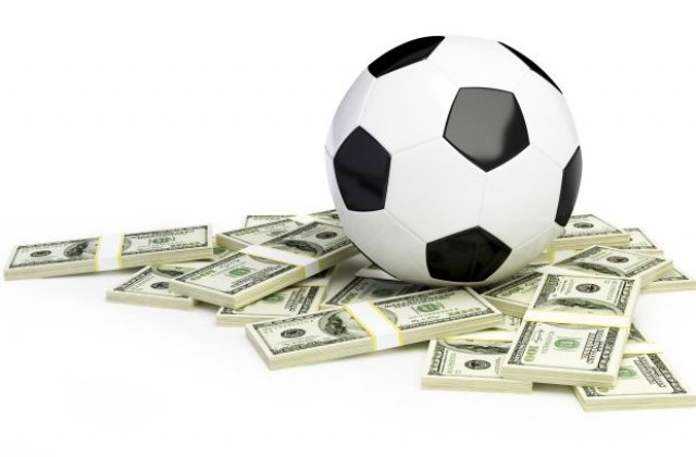 Шефът на футбола в ЮАР призна за дадени $ 10 млн., не било подкуп към ФИФА