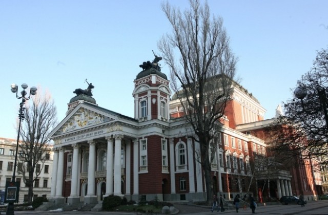 София празнува 1 юни с 50 ателиета за деца пред Народния театър