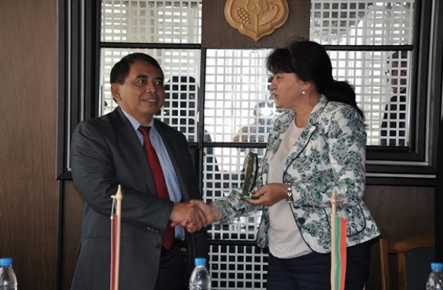 Посланикът на Индонезия направи визита в Община Видин