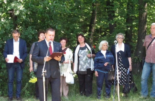 В. Ламбев: Имената на героите остават в паметта ни със значението на техния подвиг!